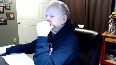 midwestdad09 online show from March 2026 09:35:01 AM