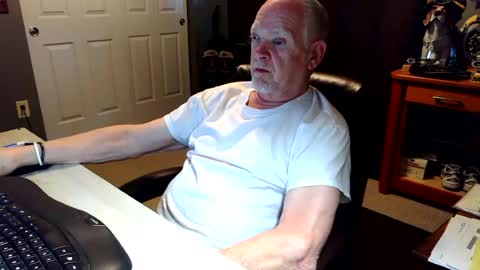midwestdad09 online show from June 2026 12:26:01 AM