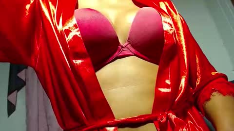 Snapshot of mielsquirt chatting on September 2025 08:28:01 AM mielsquirt online show from September 2025 08:28:01 AM