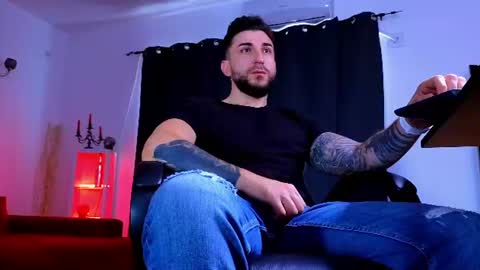 MightyAaron online show from July 2026 06:38:02 AM