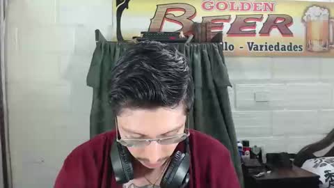 Miguel  Independent Model  online show from April 2026 01:41:02 PM