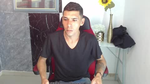 Snapshot of miguel_angelxxx chatting on June 2026 07:30:02 PM miguel online show from June 2026 07:30:02 PM