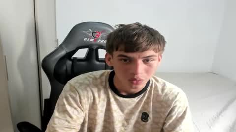 Miguel Hernandez online show from September 2025 11:12:02 AM