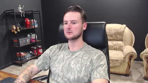 Misha Winchester online show from October 2025 03:36:01 PM