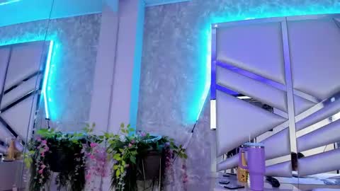 MIA 3 online show from March 2025 09:14:02 PM