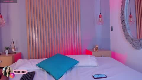 Snapshot of miia_blaze chatting on June 2026 11:31:01 AM Mia online show from June 2026 11:31:01 AM