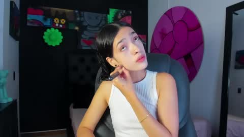 Snapshot of miia_bratz chatting on May 2026 09:53:02 PM miia_bratz online show from May 2026 09:53:02 PM