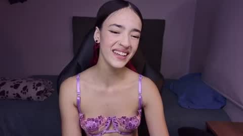 Snapshot of miia_bratz chatting on July 2026 11:02:01 PM miia_bratz online show from July 2026 11:02:01 PM
