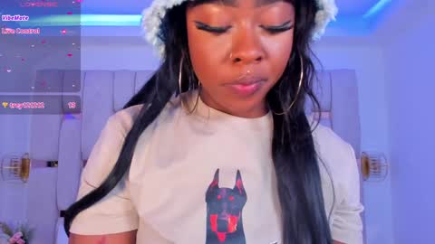 Snapshot of miia_schwarz chatting on December 2024 02:16:01 AM Miia Schwarz online show from December 2024 02:16:01 AM