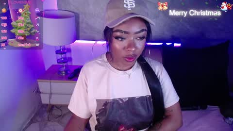 Snapshot of miia_schwarz chatting on December 2024 10:47:02 PM Miia Schwarz online show from December 2024 10:47:02 PM