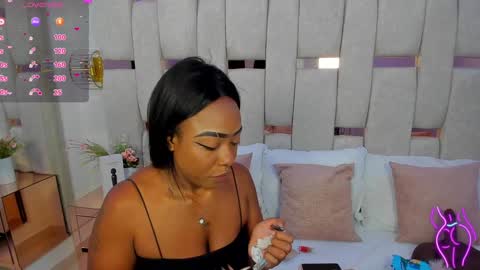 Snapshot of miia_schwarz chatting on January 2025 08:19:02 PM Miia Schwarz online show from January 2025 08:19:02 PM