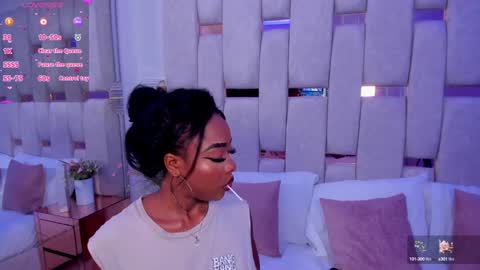 Snapshot of miia_schwarz chatting on January 2025 08:42:01 PM Miia Schwarz online show from January 2025 08:42:01 PM