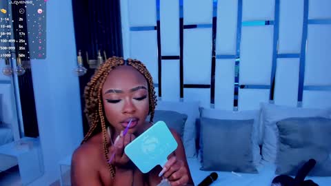 Snapshot of miia_schwarz chatting on January 2025 12:48:02 PM Miia Schwarz online show from January 2025 12:48:02 PM