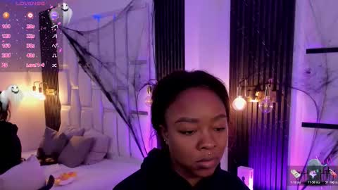 Snapshot of miia_schwarz chatting on November 2025 01:57:01 PM Miia Schwarz online show from November 2025 01:57:01 PM