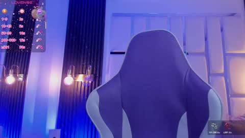 Snapshot of miia_schwarz chatting on November 2025 10:31:01 PM Miia Schwarz online show from November 2025 10:31:01 PM