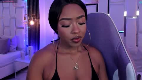 Snapshot of miia_schwarz chatting on December 2025 10:27:01 PM Miia Schwarz online show from December 2025 10:27:01 PM