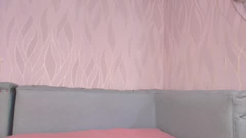 miia scoott  online show from September 2025 11:59:01 AM