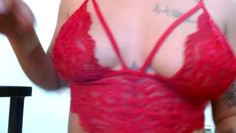 miia online show from December 2024 11:06:02 PM