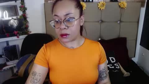 miia online show from November 2025 12:04:01 PM