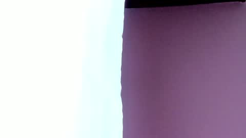 Mia online show from March 2025 05:03:02 PM