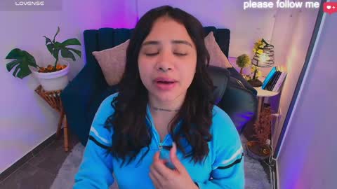 Snapshot of miiaa7_ chatting on May 2026 04:25:02 PM Ma is my name I invite you to check out my wish list for my birthday online show from May 2026 04:25:02 PM
