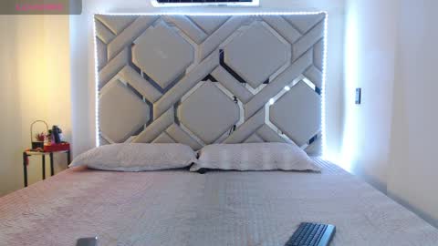 Snapshot of miiafire chatting on April 2026 07:42:01 AM miiafire online show from April 2026 07:42:01 AM