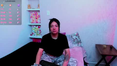 Snapshot of miichael_black chatting on April 2026 05:26:02 PM Michael Black online show from April 2026 05:26:02 PM