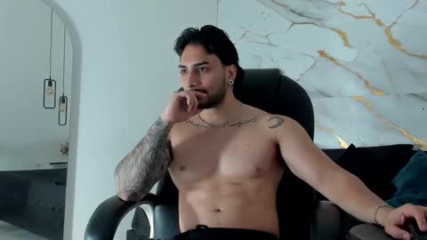 Daniel online show from October 2025 01:02:02 PM