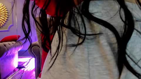 miilu  online show from December 2024 06:24:02 AM