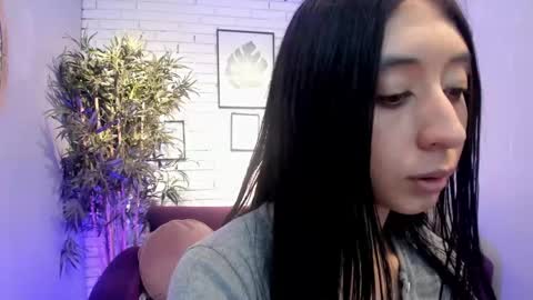 miilu  online show from February 2025 06:28:01 AM