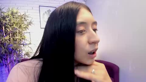 miilu  online show from March 2025 02:19:02 AM