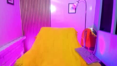 miilu  online show from February 2026 03:43:01 AM