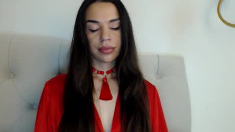 Mika online show from October 2025 07:21:02 PM