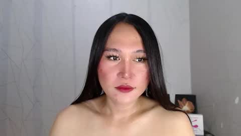 Hi im Avah online show from March 2026 02:06:02 AM