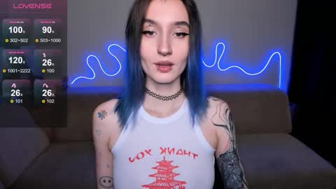 Mika online show from November 2025 01:58:01 PM