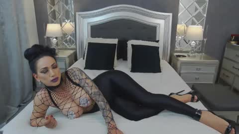 Mikaela online show from April 2026 02:59:02 AM