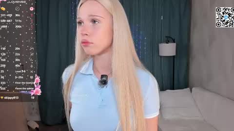 Snapshot of mikaelataron chatting on April 2026 08:43:02 PM Angel girl online show from April 2026 08:43:02 PM