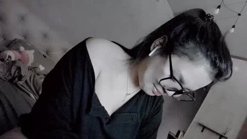 mikasssu online show from February 2025 03:03:01 PM