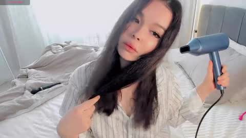 mikasssu online show from April 2026 10:32:01 AM