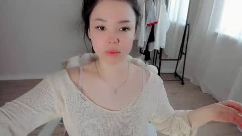Snapshot of mikasssu chatting on May 2026 06:21:01 AM mikasssu online show from May 2026 06:21:01 AM