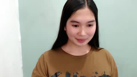 Snapshot of mikayla_slut chatting on September 2025 08:19:01 AM Kyla online show from September 2025 08:19:01 AM