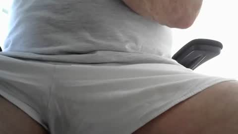 Snapshot of mike26051 chatting on June 2026 07:11:01 AM mike26051 online show from June 2026 07:11:01 AM
