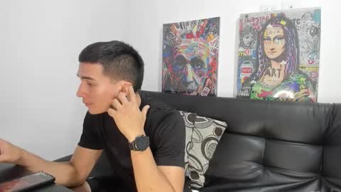 mike3xxx online show from September 2025 02:26:01 AM