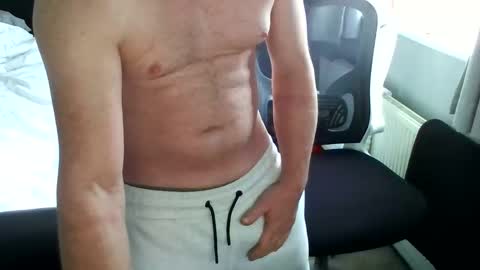 mike454084 online show from February 2026 11:36:02 AM