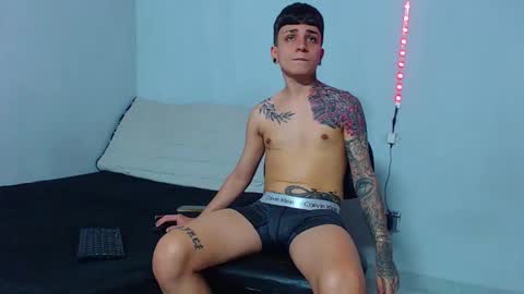 Mike IMDEPENDIENT MODEL online show from February 2025 03:53:02 PM