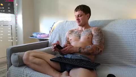 Snapshot of mike___magic chatting on July 2026 03:44:01 AM Mike Magic online show from July 2026 03:44:01 AM