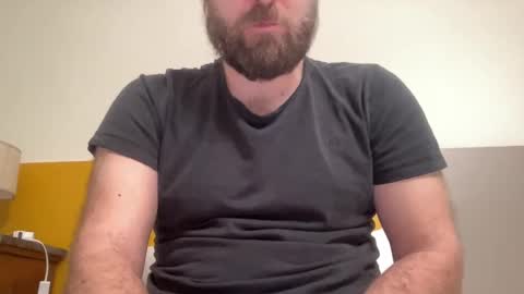 Snapshot of mike_berlin1 chatting on February 2025 10:51:02 AM MIke online show from February 2025 10:51:02 AM