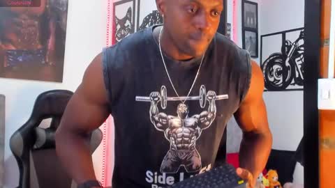 Snapshot of mike_kilian1 chatting on April 2026 01:58:02 PM mike kilian1 online show from April 2026 01:58:02 PM