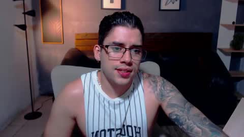 Snapshot of mike_montoya chatting on April 2026 01:10:01 AM Mike Montoya online show from April 2026 01:10:01 AM