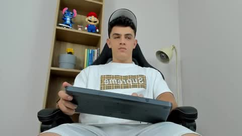 Mike Cooper online show from March 2026 11:33:01 PM